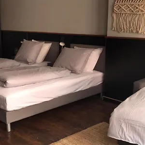 Red Light Bed & Breakfast