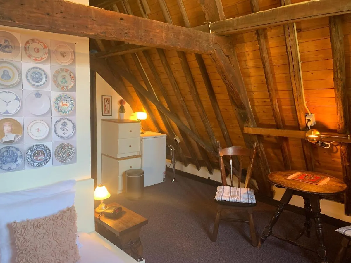Amsterdam Central Guest House